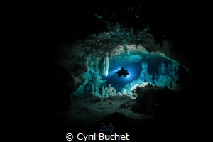 Cave diving, cenote Nariz, Mexico by Cyril Buchet 